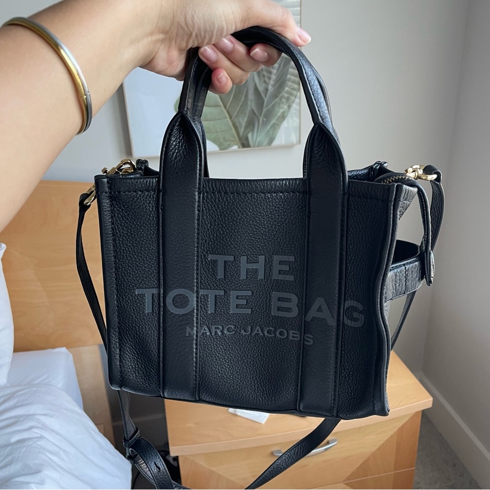 Marc Jacobs The Leather Small Tote Bag Black